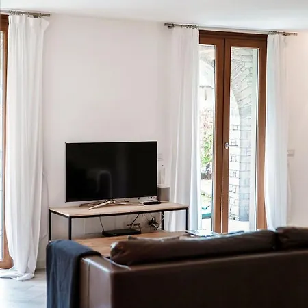 Villa Readhostprofile! # Rosalia *