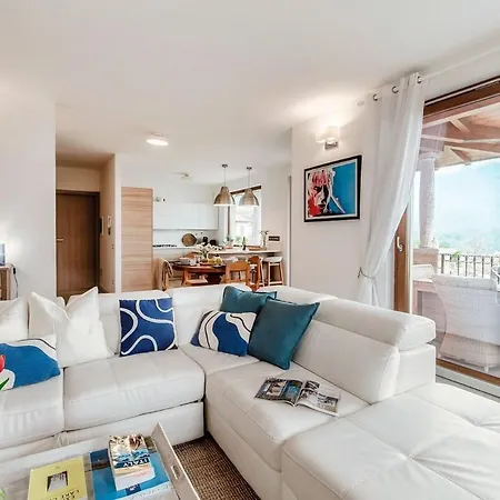 Villa Readhostprofile! # Rosalia Menaggio